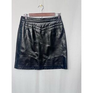 Leather Loft vintage 100% leather high waisted v- waist detail mini skirt sz 7/8